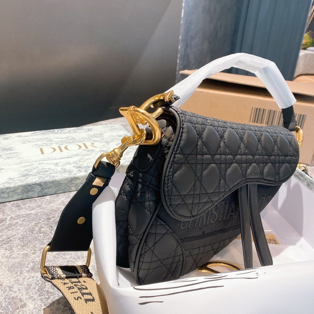 Designer Handbags dior 051