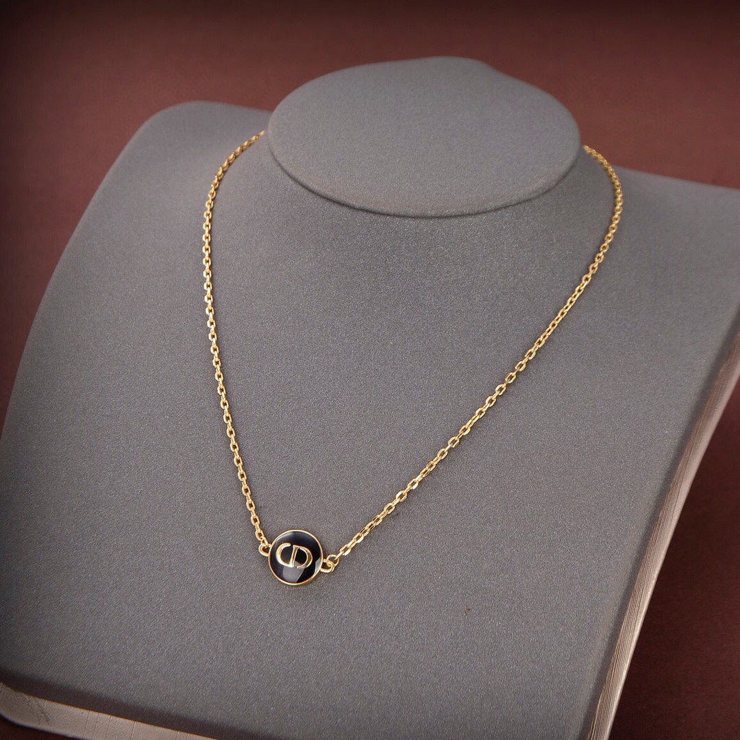 BG - Holiday Necklace dior001
