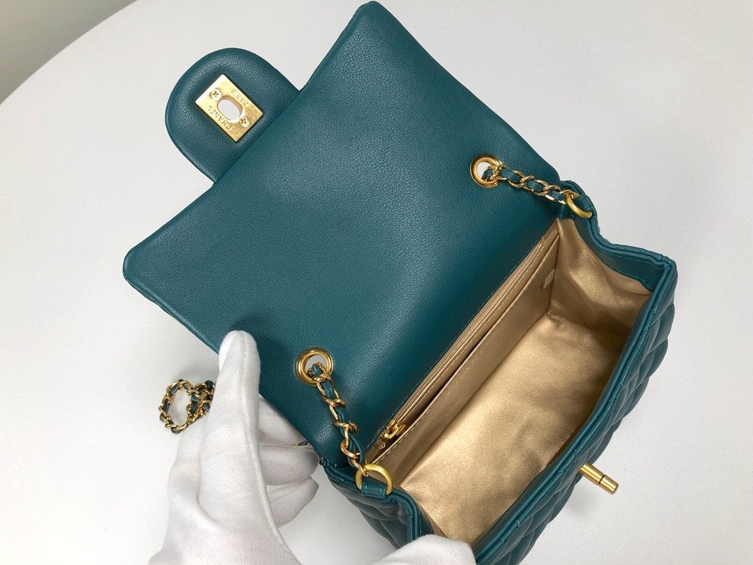 Designer Handbags Chanel 114