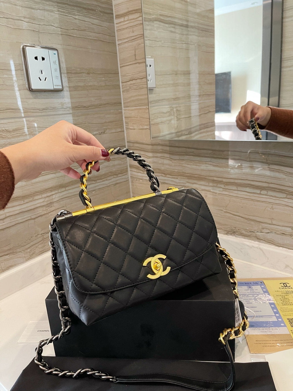 Designer Handbags Chanel 056