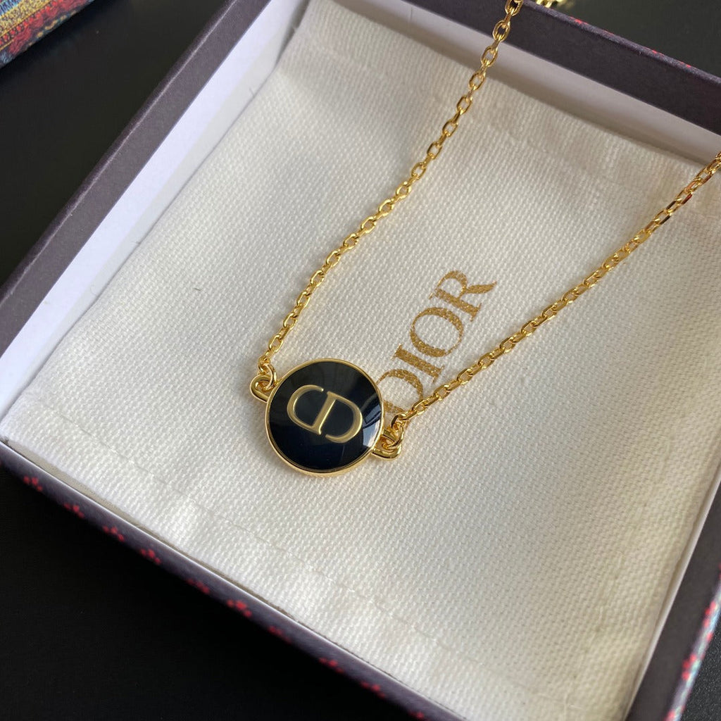 BG - Holiday Necklace dior001