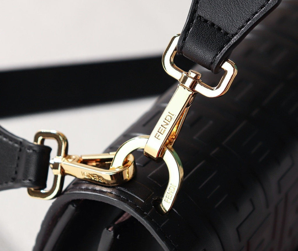 Designer Handbags Fendi 070