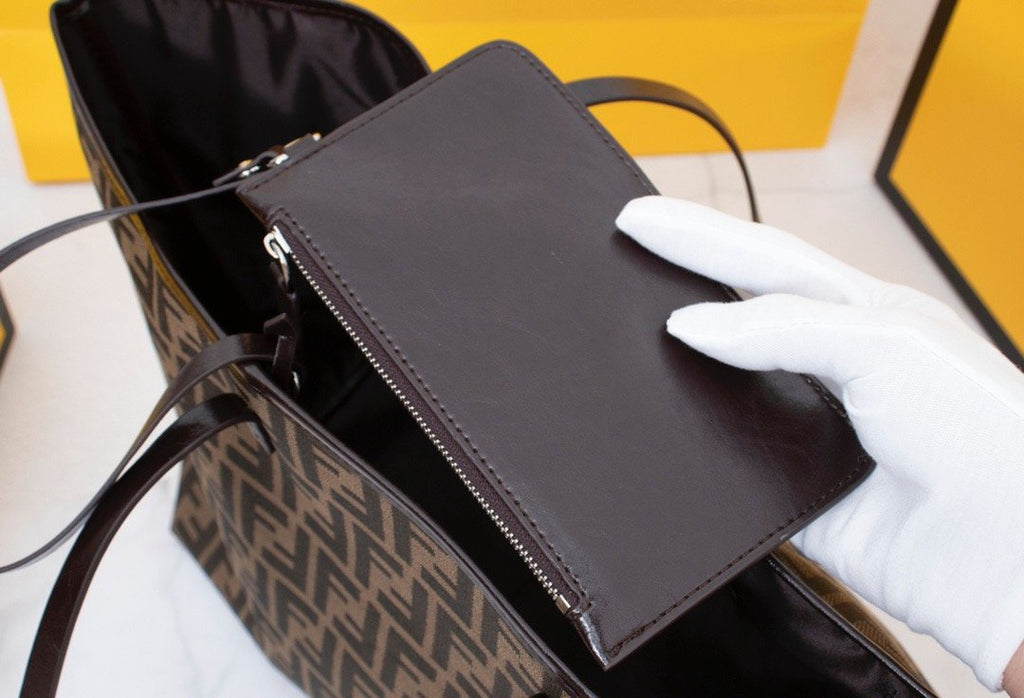 Luxury  Bags Fendi 028