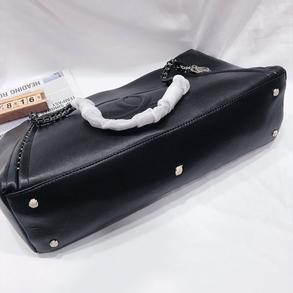 Designer Handbags Chanel 210