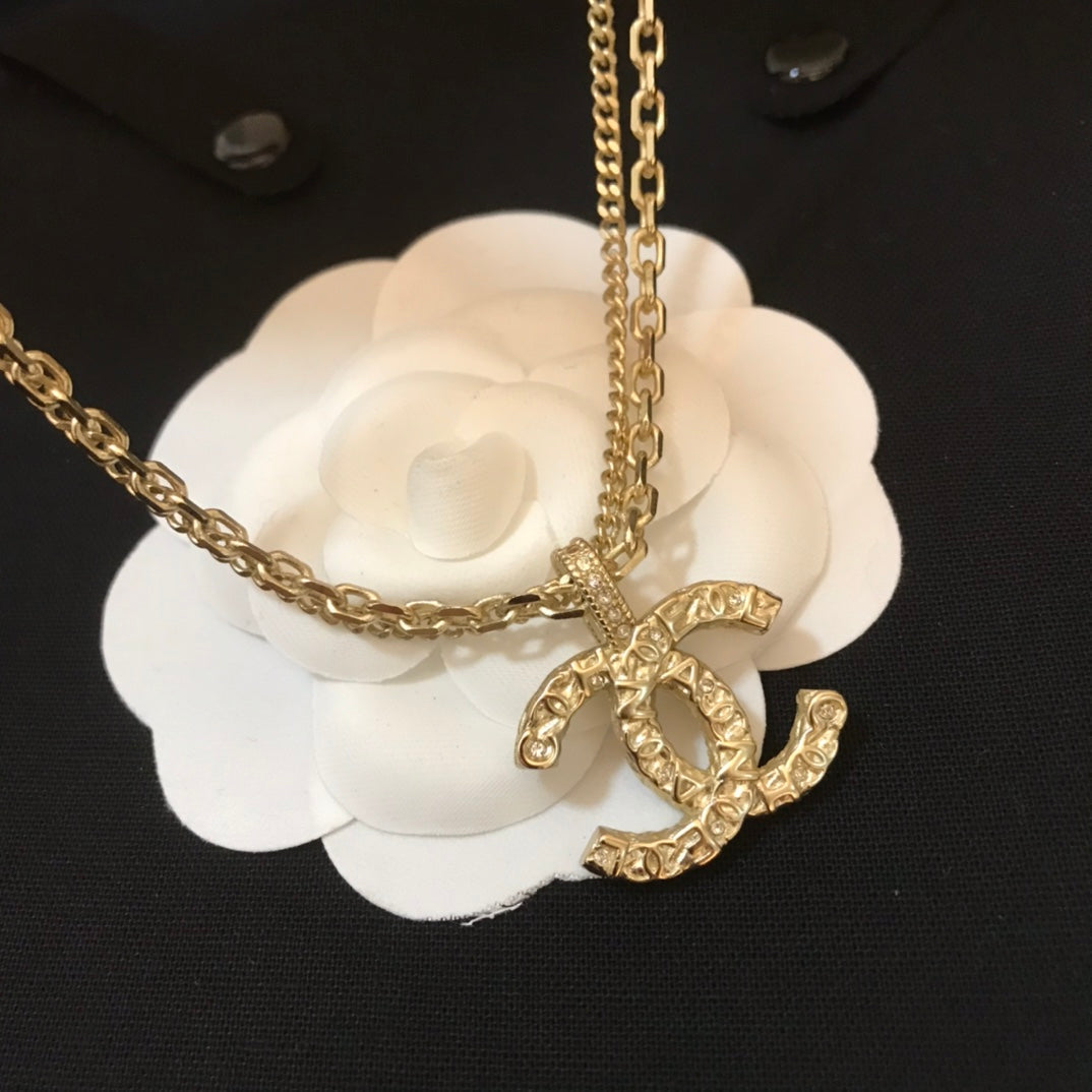 BG - Holiday Necklace chanel035