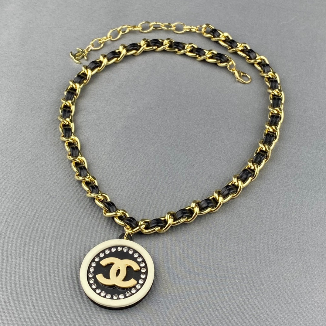 BG - Holiday Necklace chanel028