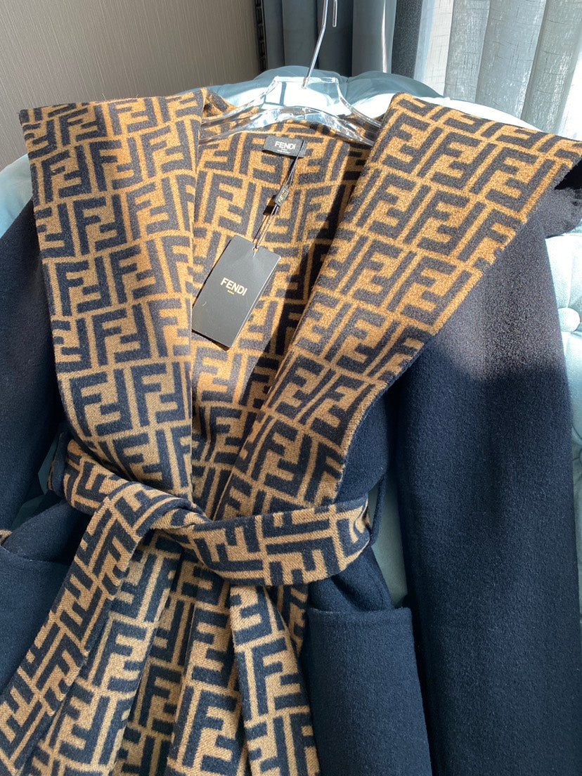 LuxuryWrap Coat  Fendi 001