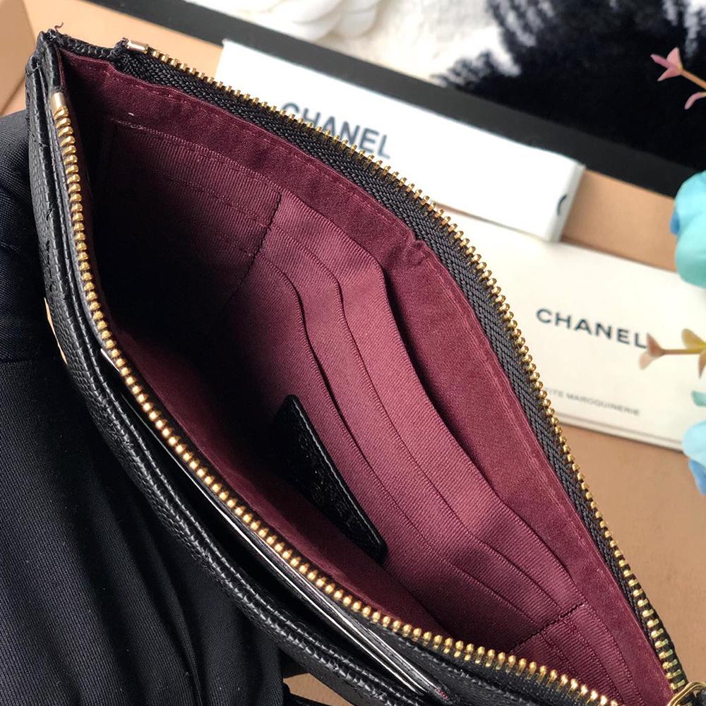 Chanel caviar quilted Classic zip pouch