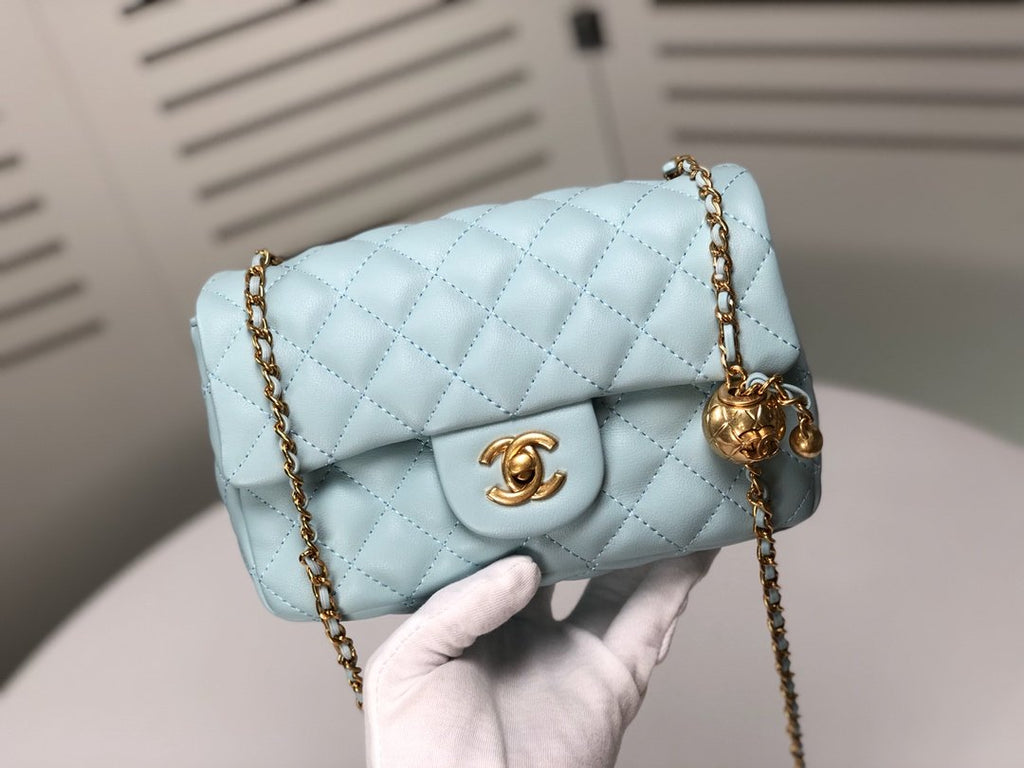 Designer Handbags Chanel 222