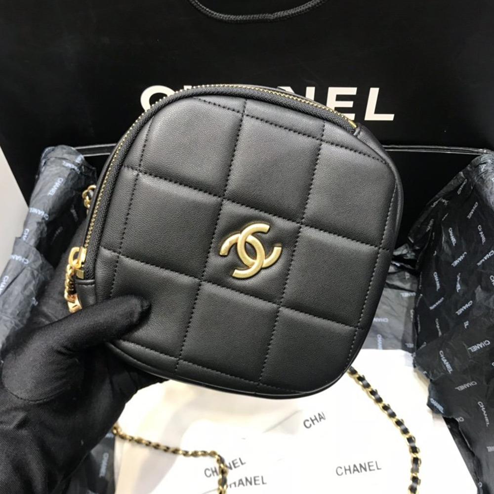 Chanel Wallet