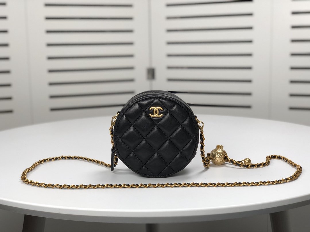 Designer Handbags Chanel 228