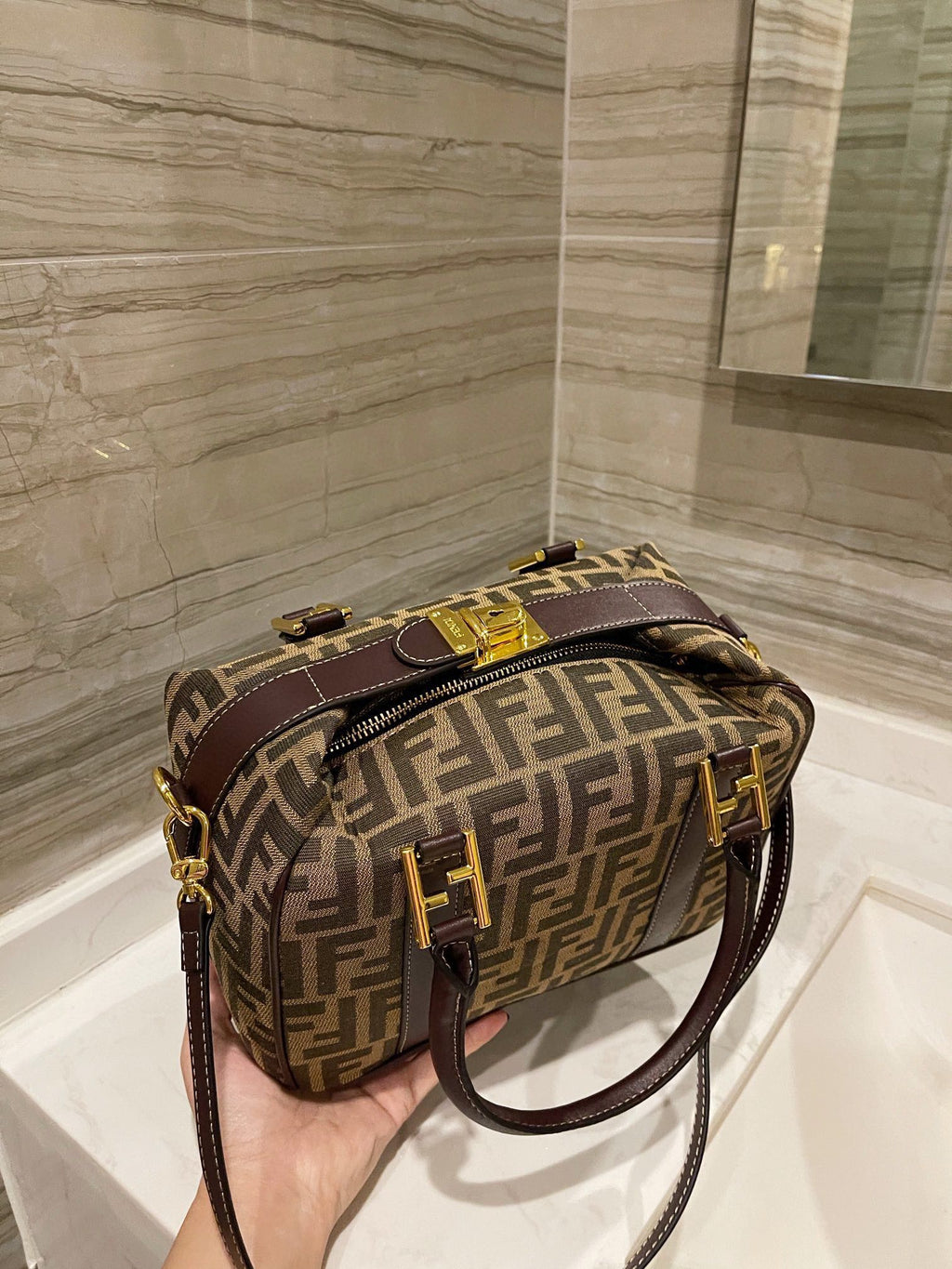 Luxury  Bags Fendi 226