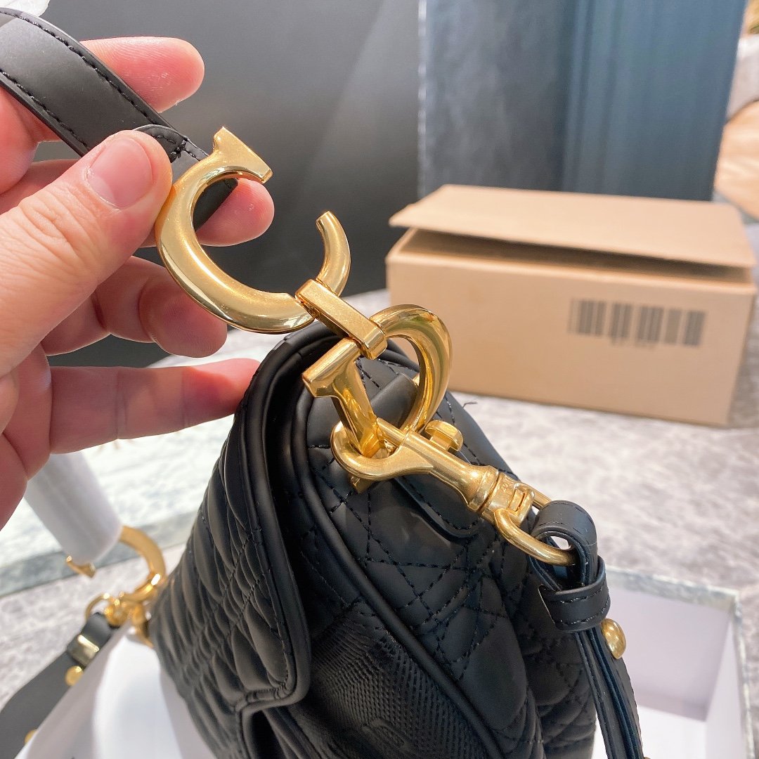 Designer Handbags dior 051