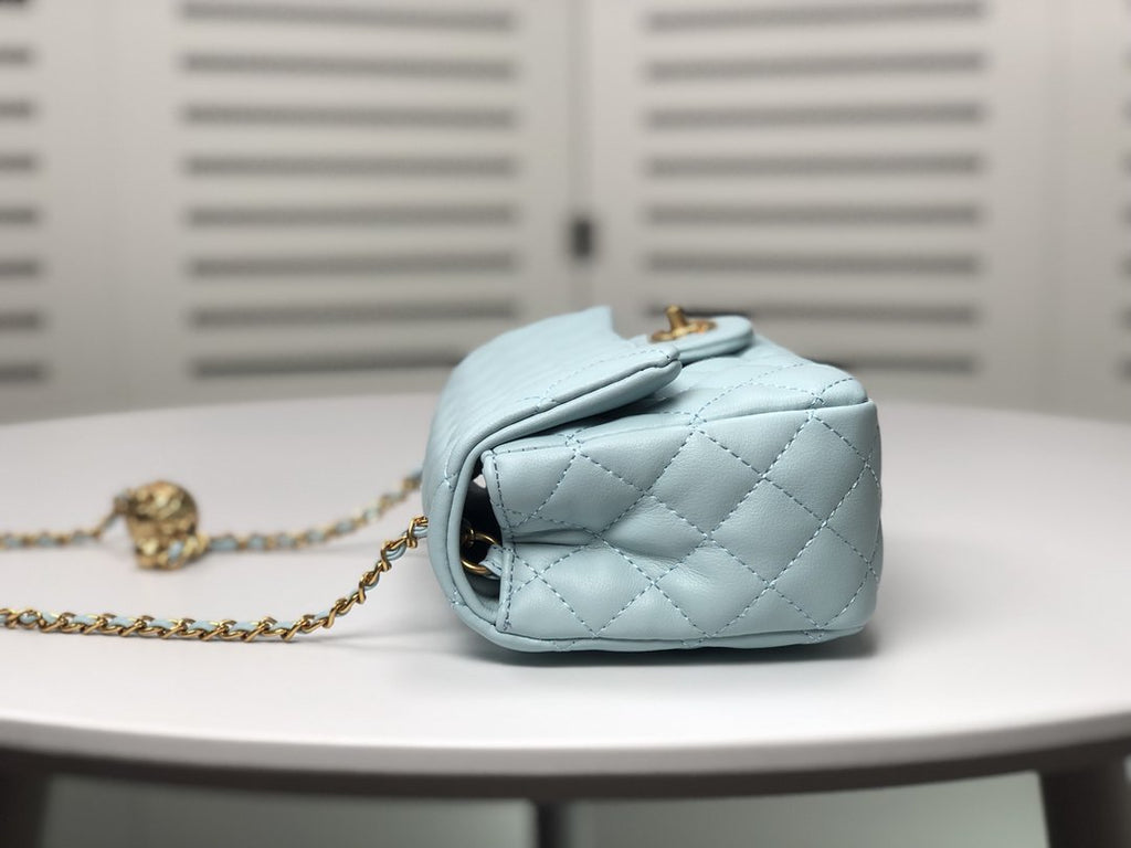 Designer Handbags Chanel 222