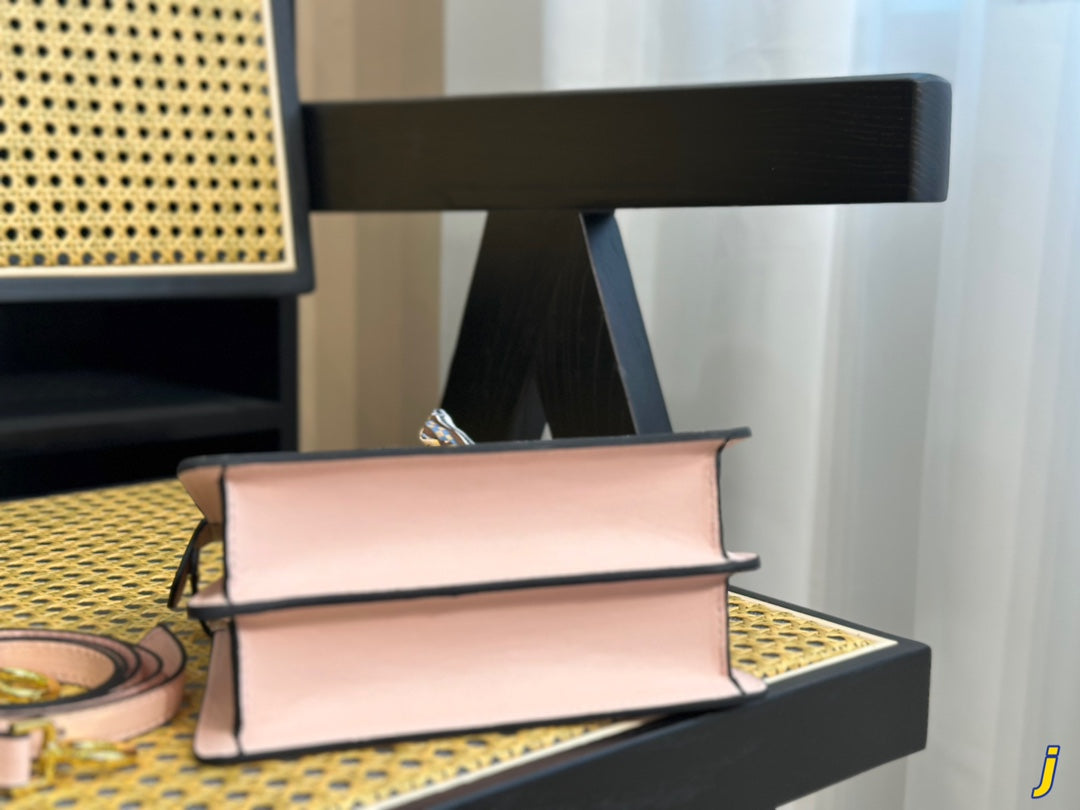 Luxury Bags Fendi 287