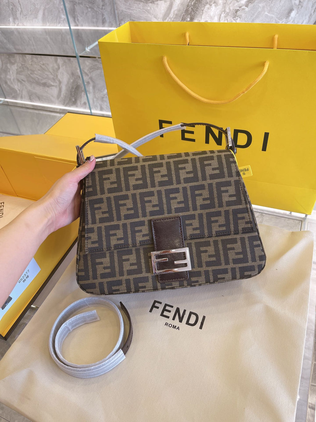 Luxury  Bags Fendi 201