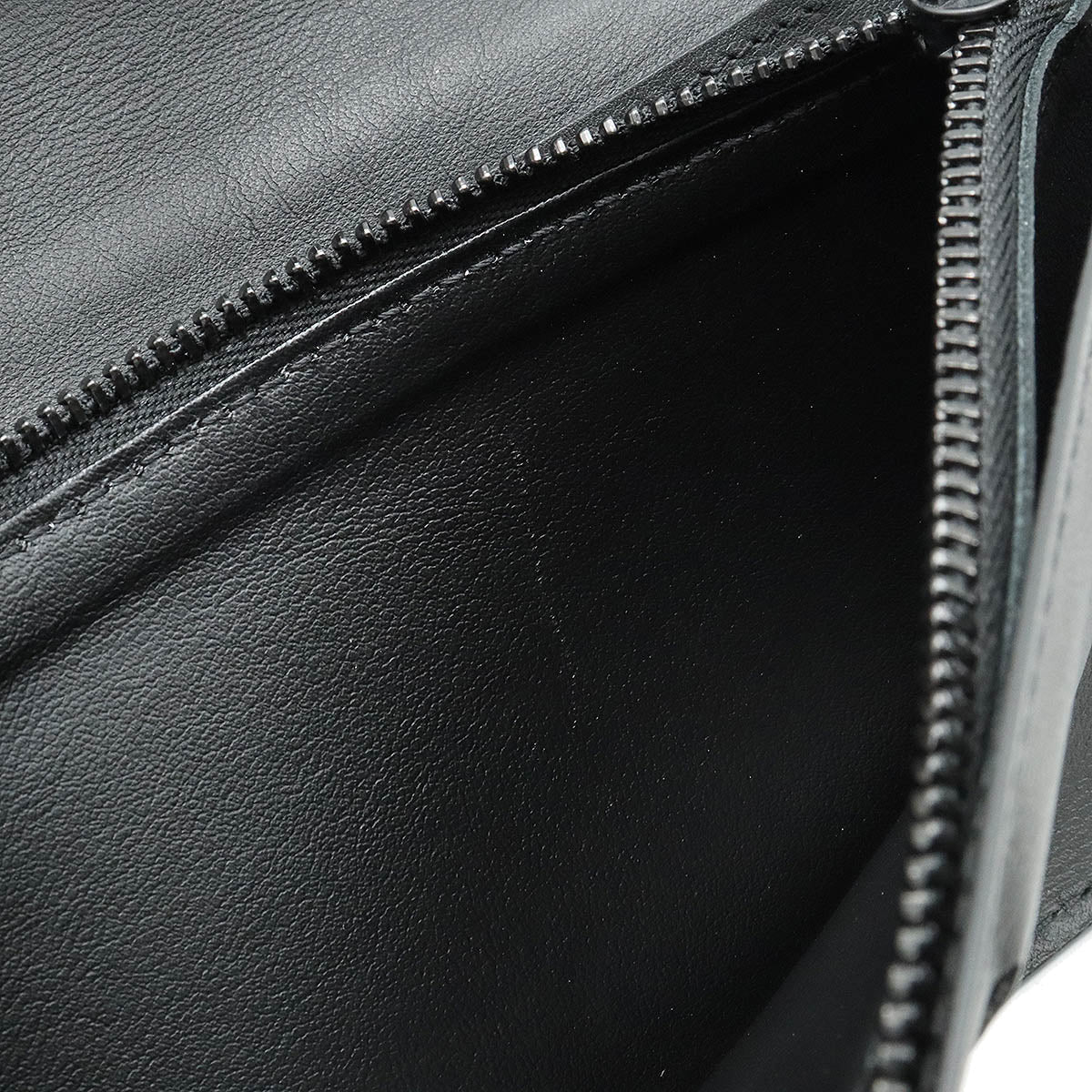 LOUIS VUITTON Louis Vuitton LV Aerogram Portfolio Brother NM 2 Folded Wallet 2 Folded Green Leather Noir Black M69980