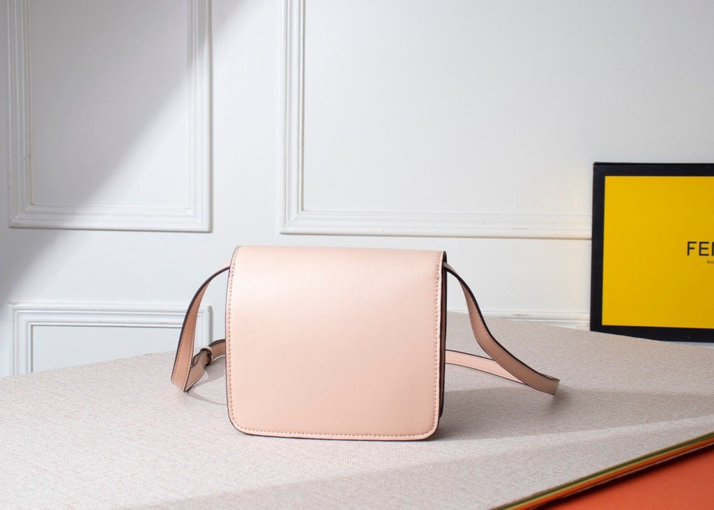 Designer Handbags Fendi 077