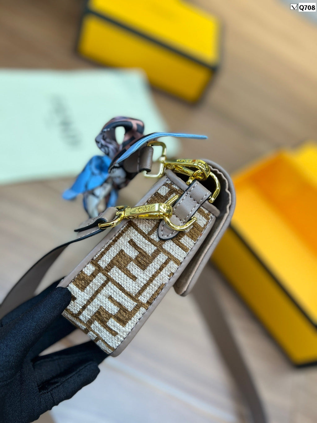 Luxury  Bags Fendi 267