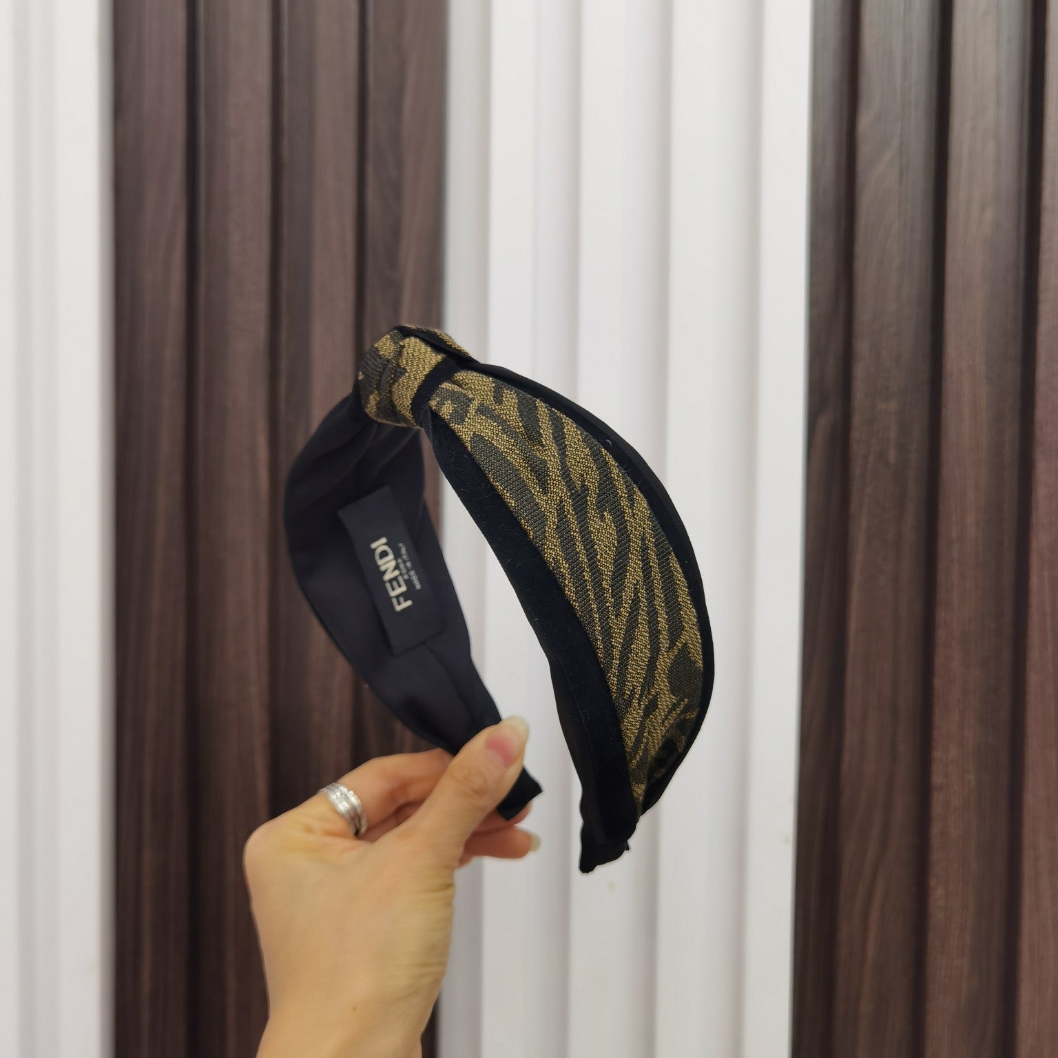 Luxury Hair Band Fendi 019