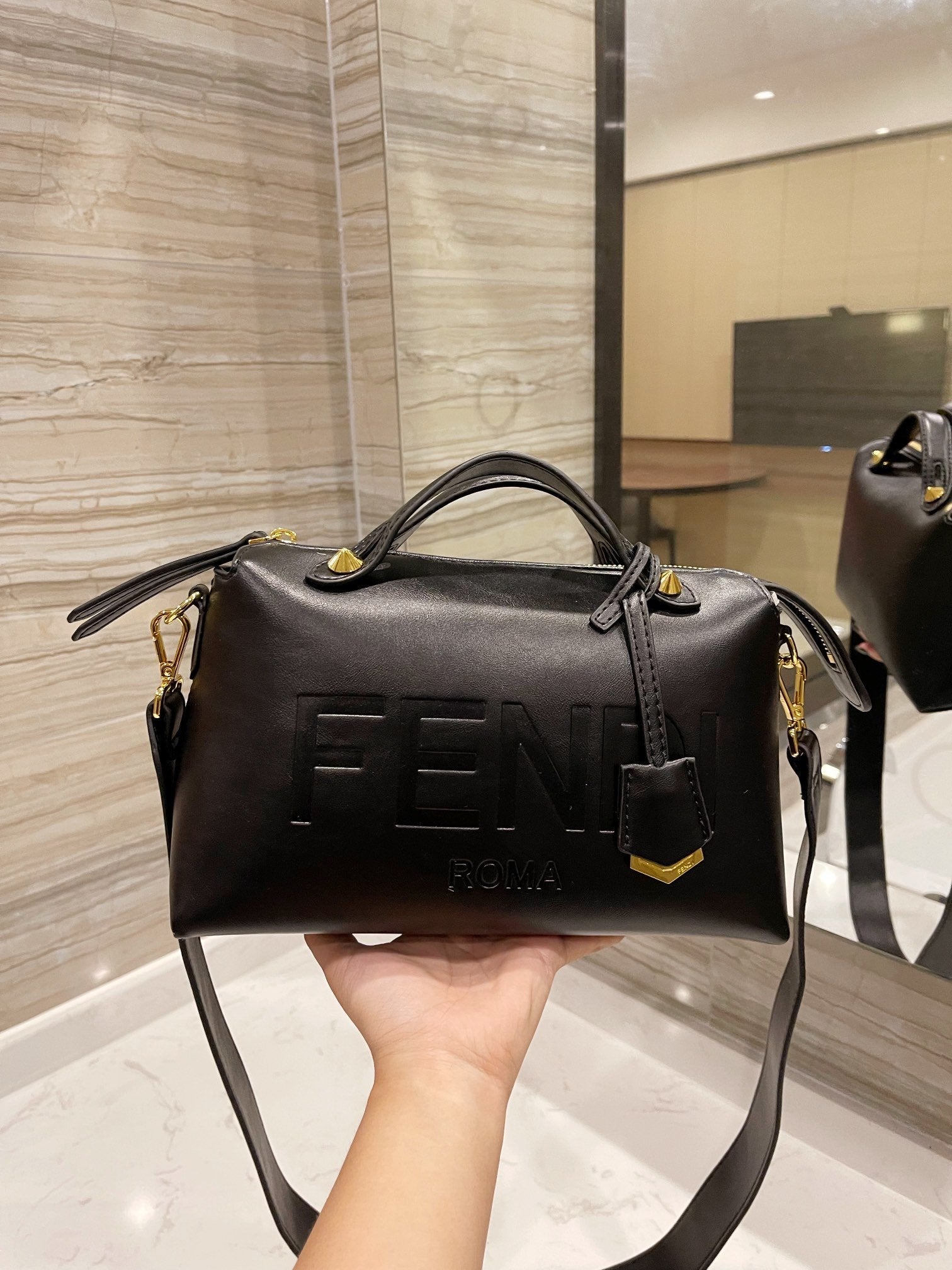 Luxury  Bags Fendi 215