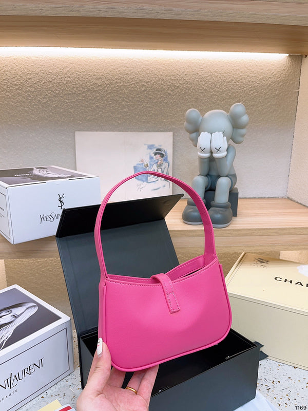 Luxury - Gucci Bags - 158