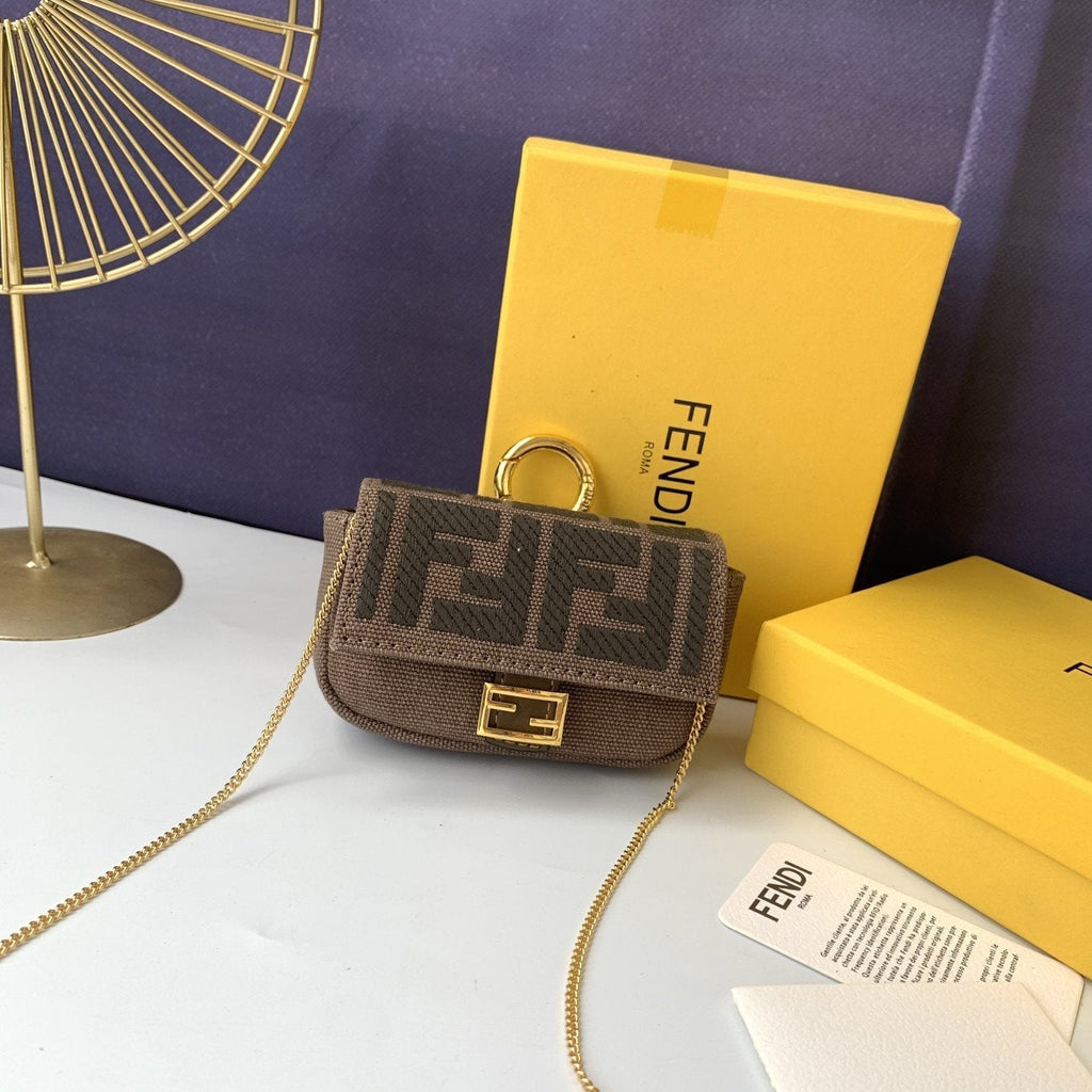 Designer Handbags Fendi 182
