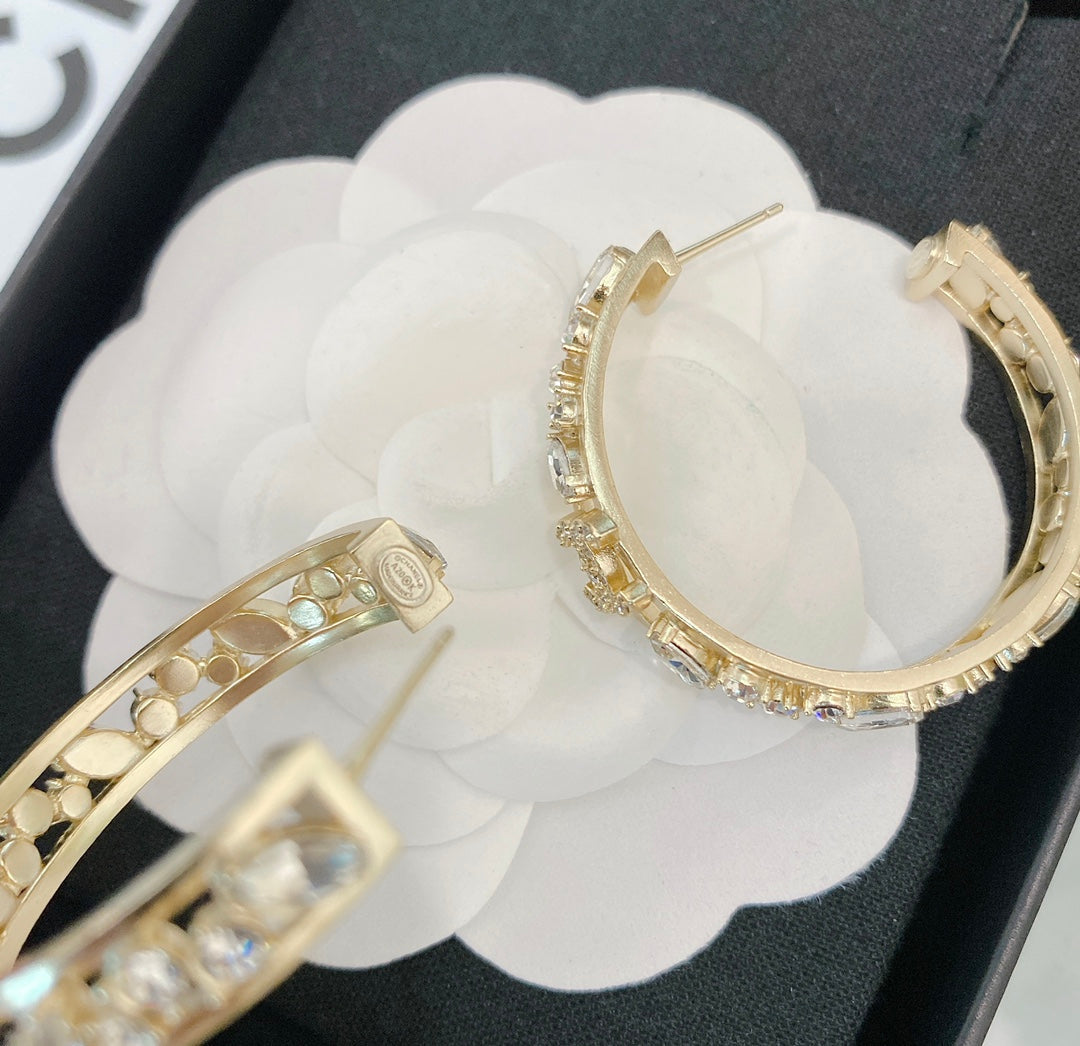 BG - Holiday Earring chanel 006