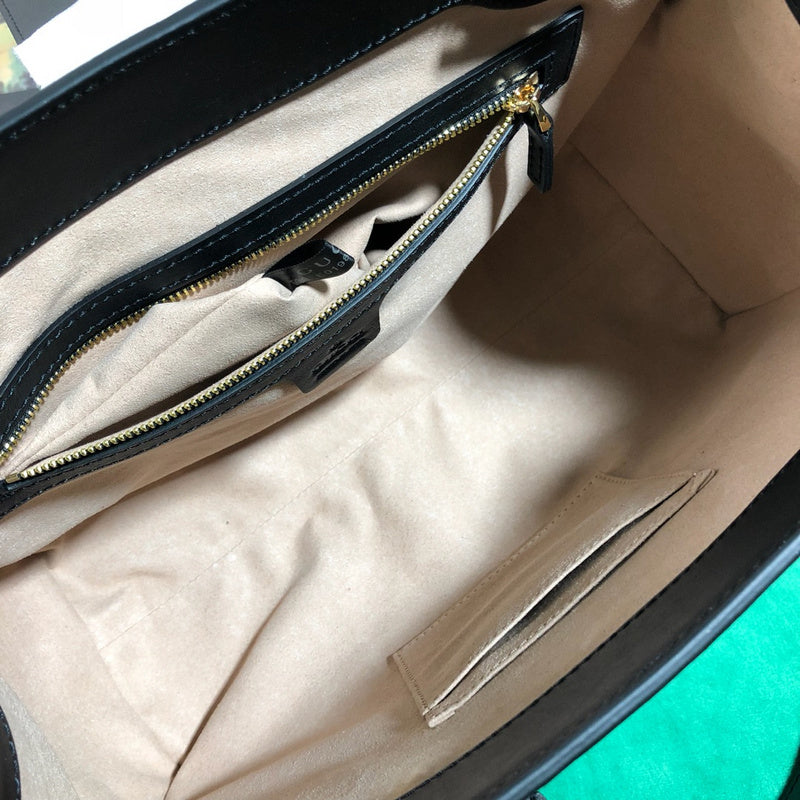 Gucci   Luxury Bags  1377