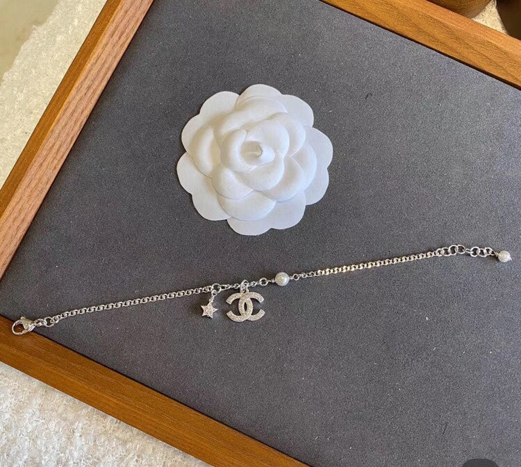 BG - Holiday Necklace chanel055