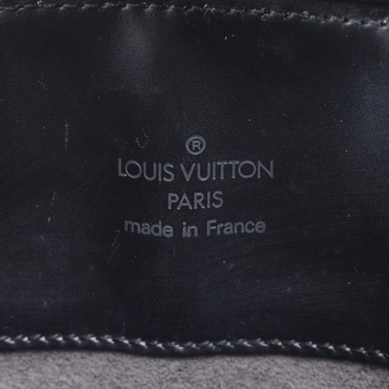 Louis Vuitton Louis Vuitton Epic M52162 Shoulder Bag Leather Noir Black