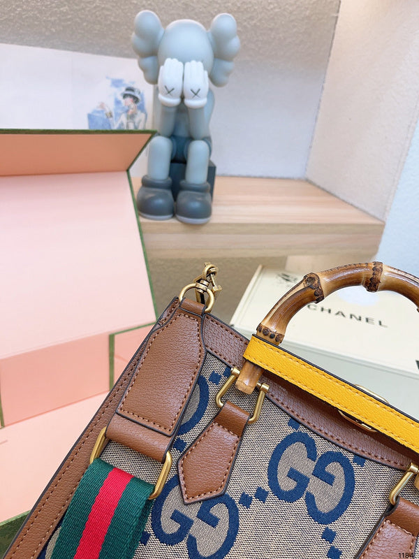Luxury - Gucci Bags - 124