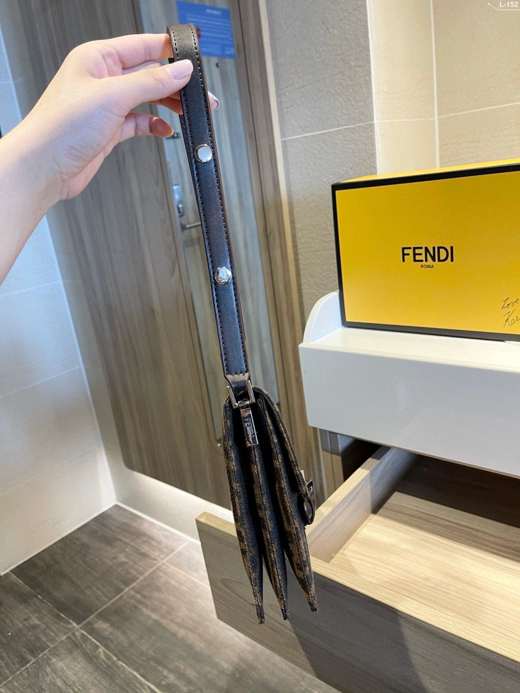Luxury  Bags Fendi 211