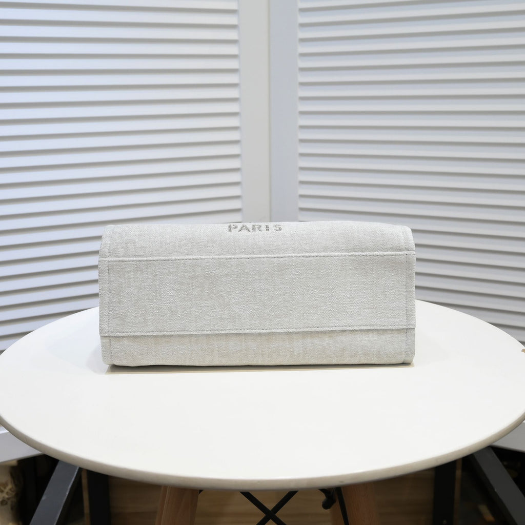 Designer Handbags Chanel 236