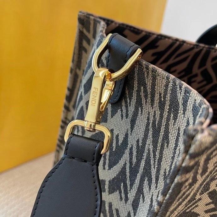 Designer Handbags Fendi 167