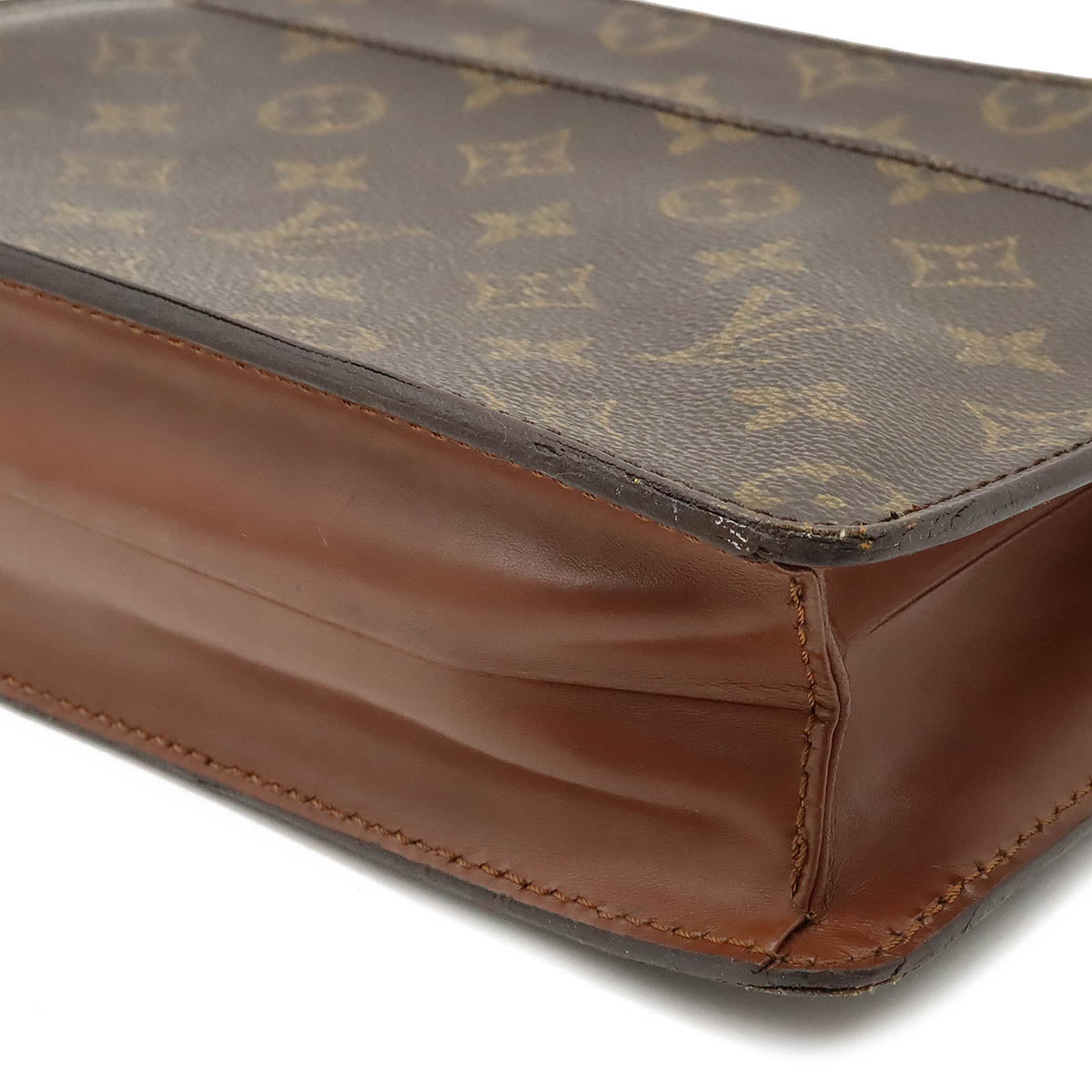 Louis Vuitton Louis Vuitton Monogram  Om Second Bag M51795