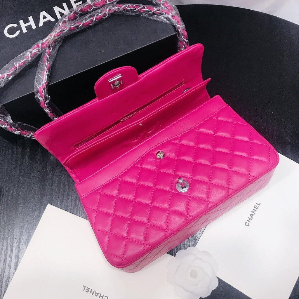 Designer Handbags Chanel 208