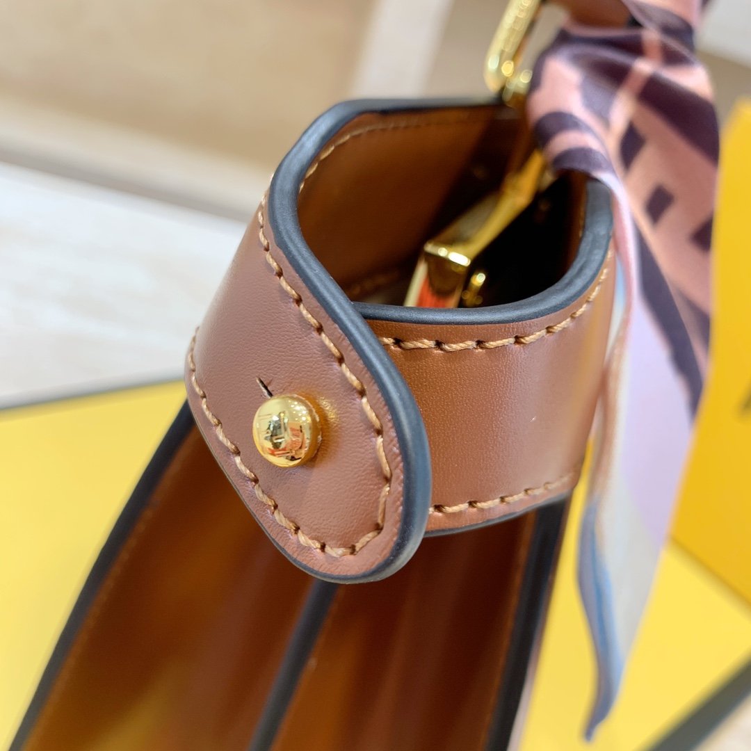 Luxury  Bags Fendi 153