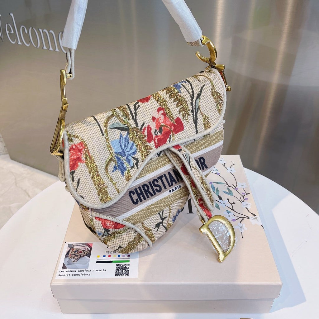 Luxury Handbags Christian Dior 309