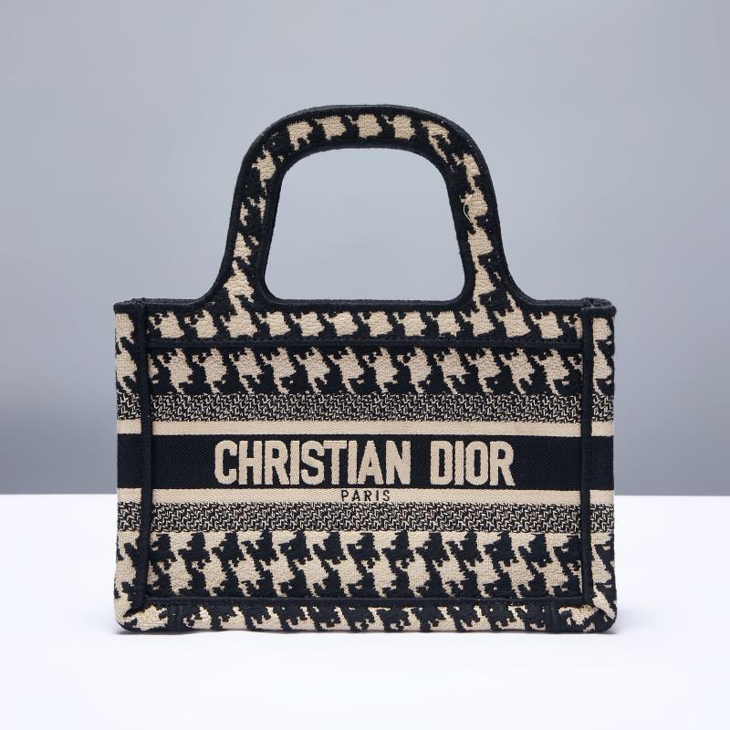 Designer Handbags dior 267