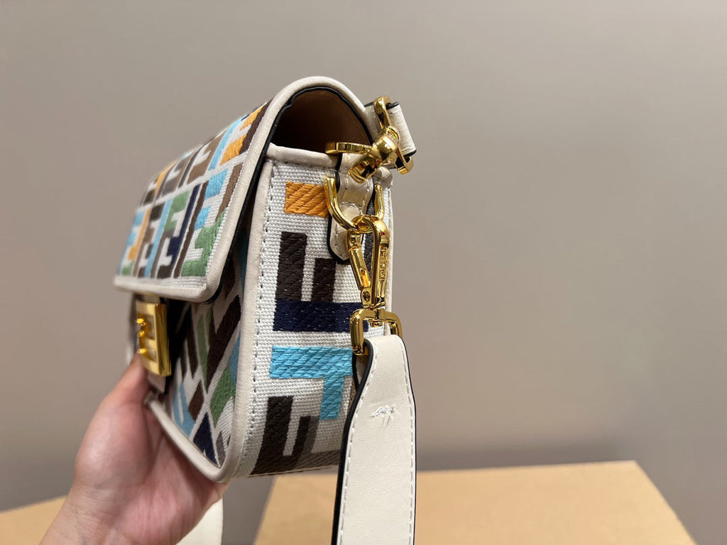 Luxury Bags Fendi 294