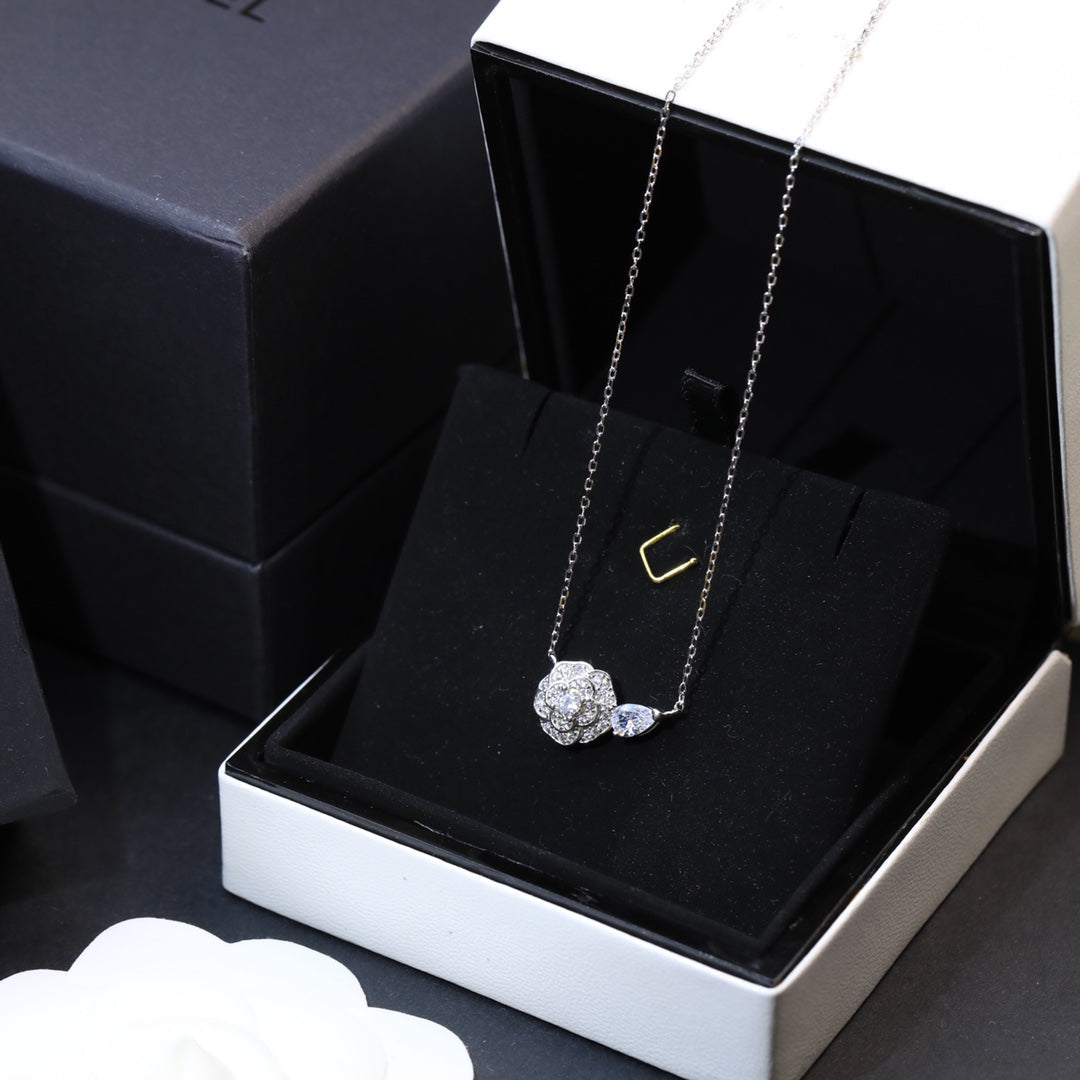 BL -High Quality Necklace chanel007
