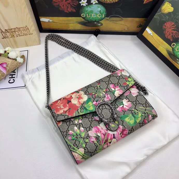 GGG - Bags District - 601
