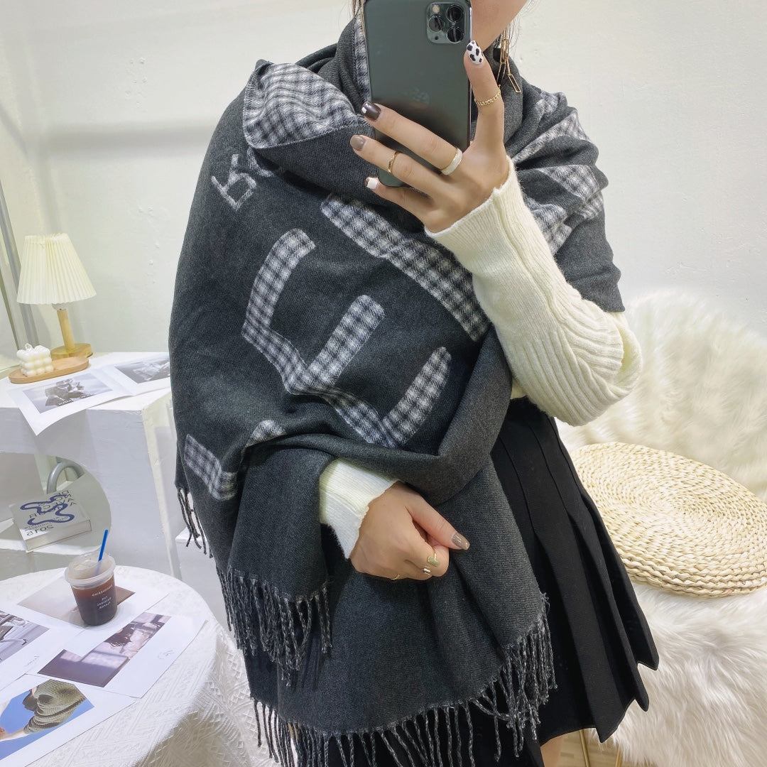Luxury Fendi  Scarf 001