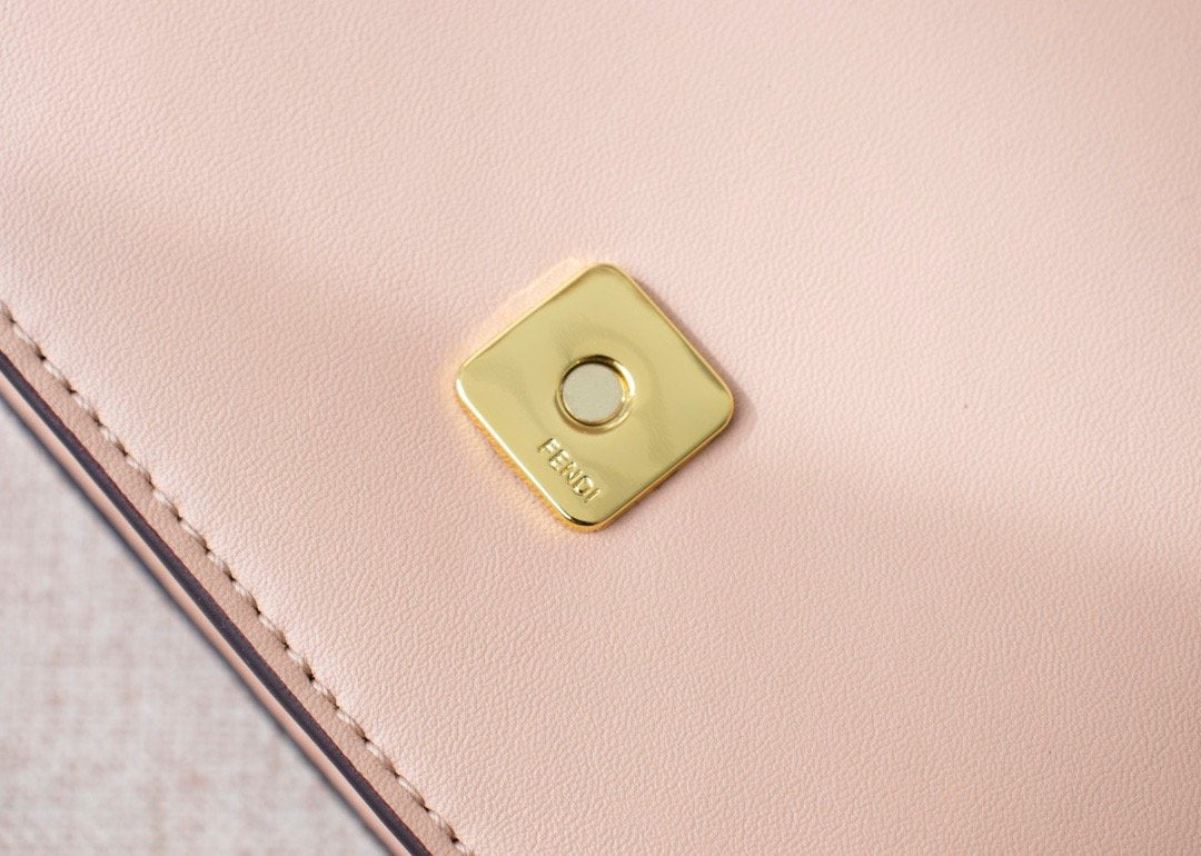 Designer Handbags Fendi 077