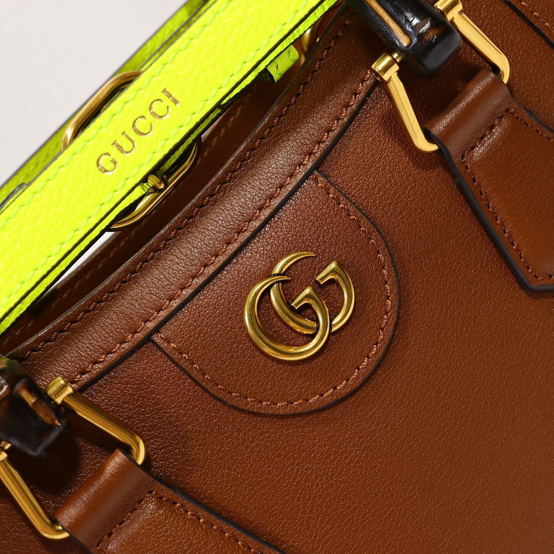 GGG - Bags District - 025