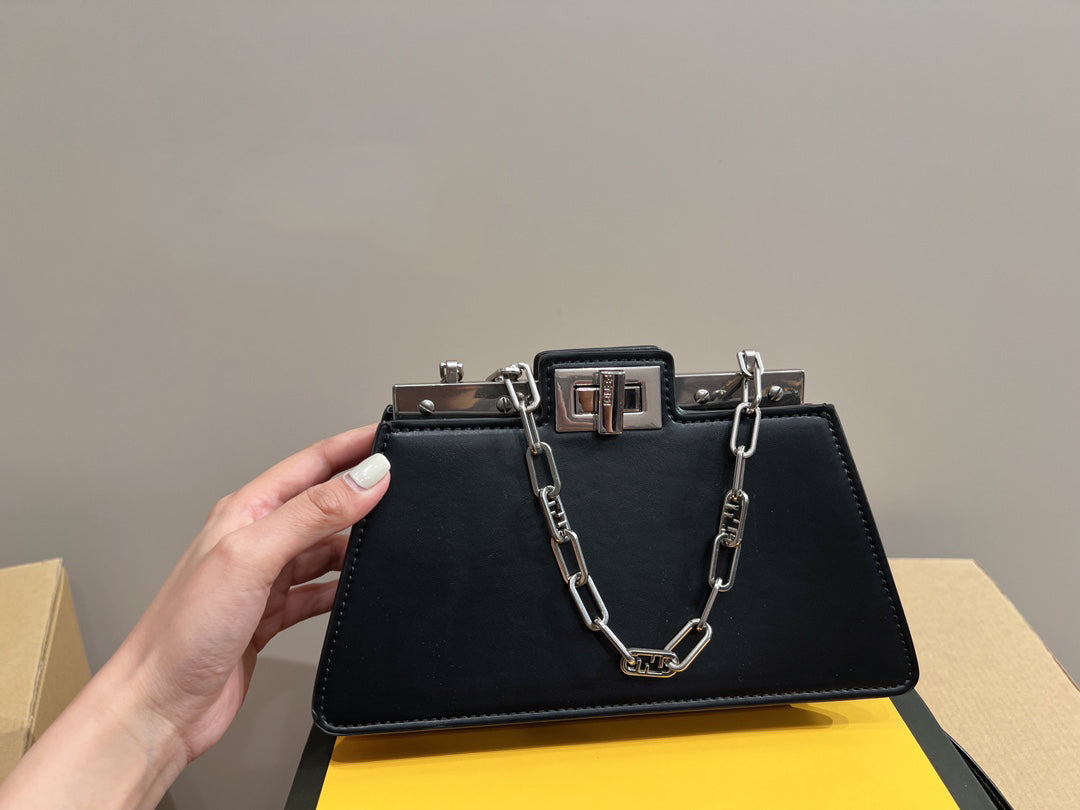 Luxury Bags Fendi 290