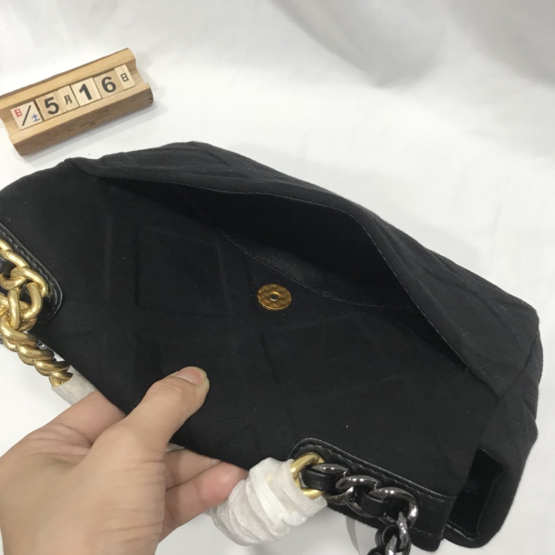 Designer Handbags Chanel 198