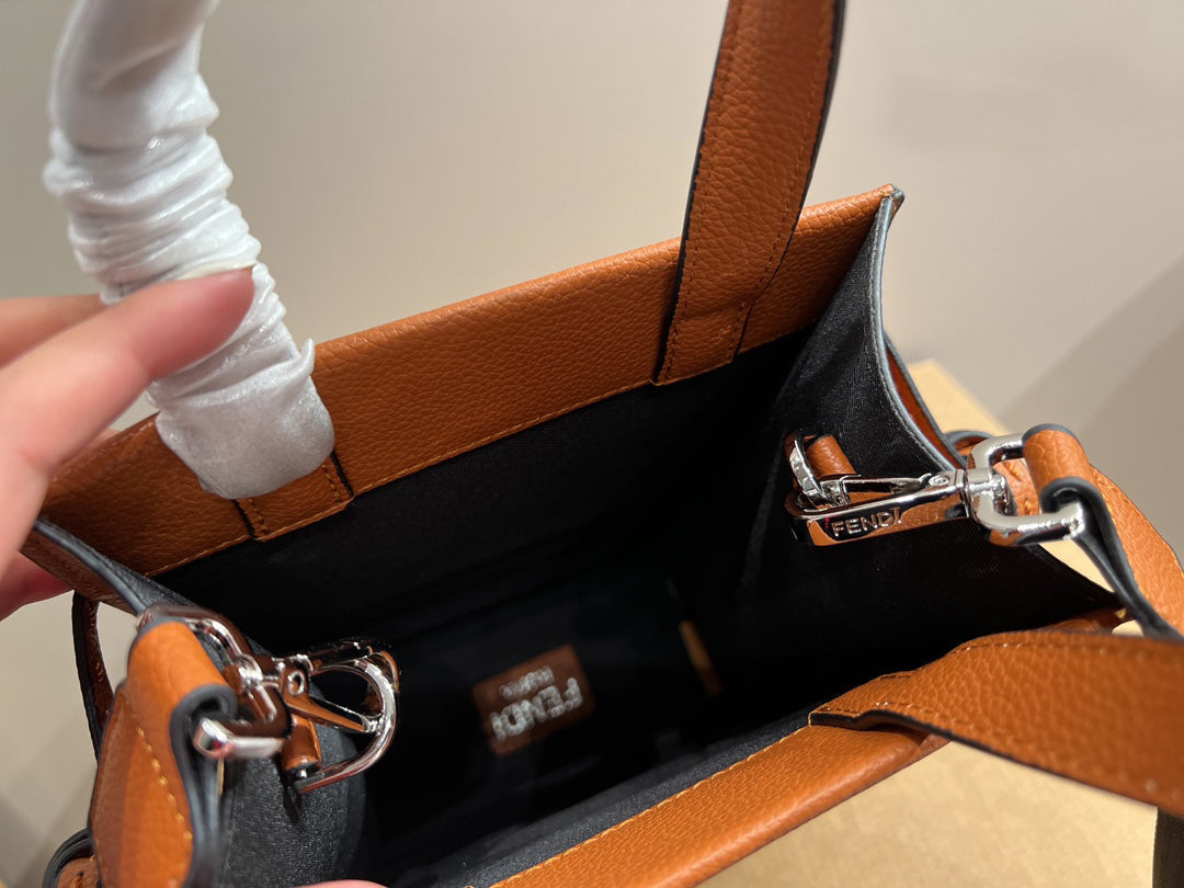 Luxury Bags Fendi 296