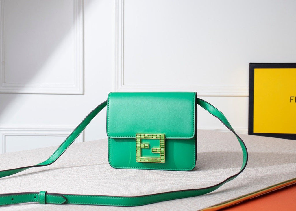 Designer Handbags Fendi 075